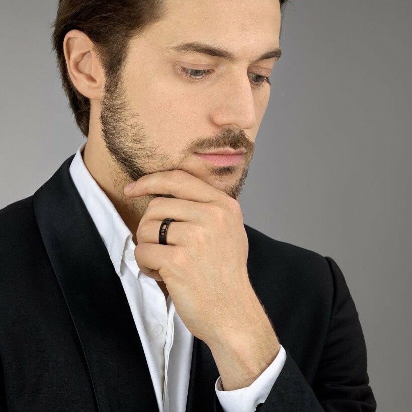 Bague Messika Move Titanium Black petit modèle en titane et diamant