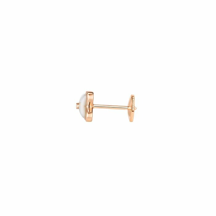 Mono boucle d'oreille Chaumet Jeux de Liens en or rose, diamant et nacre