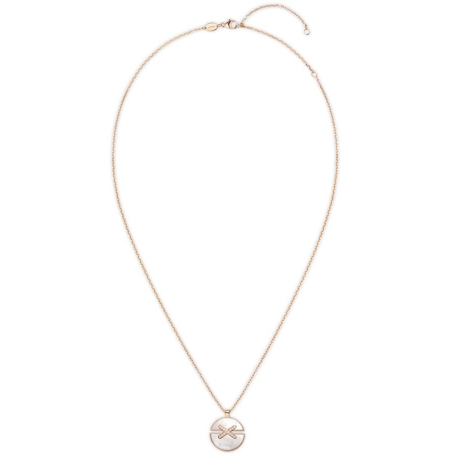 Pendentif Chaumet Jeux de Liens Harmony moyen modèle en or rose, nacre et diamants