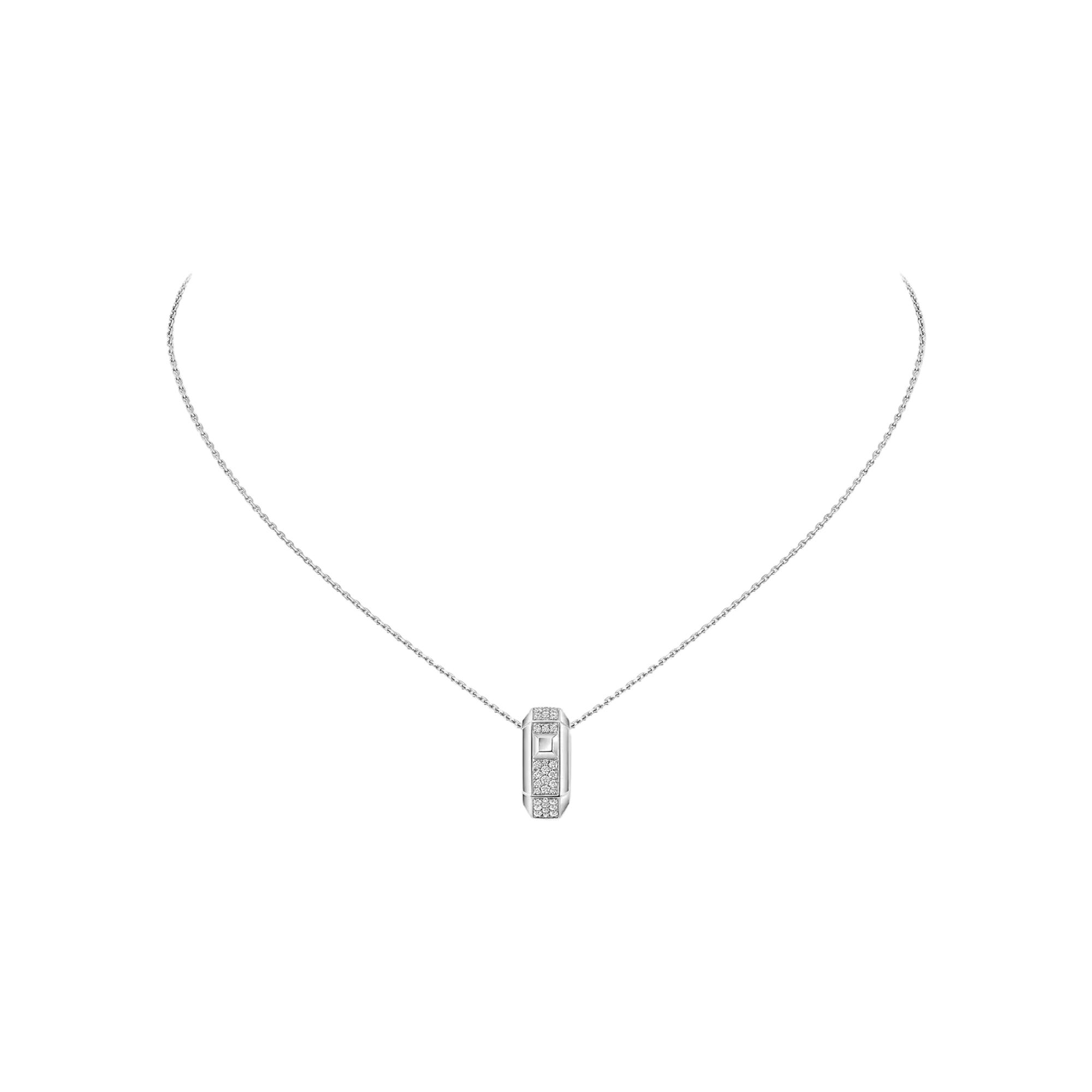 Collier pendentif Messika Moderniste pendentif en or blanc et diamant