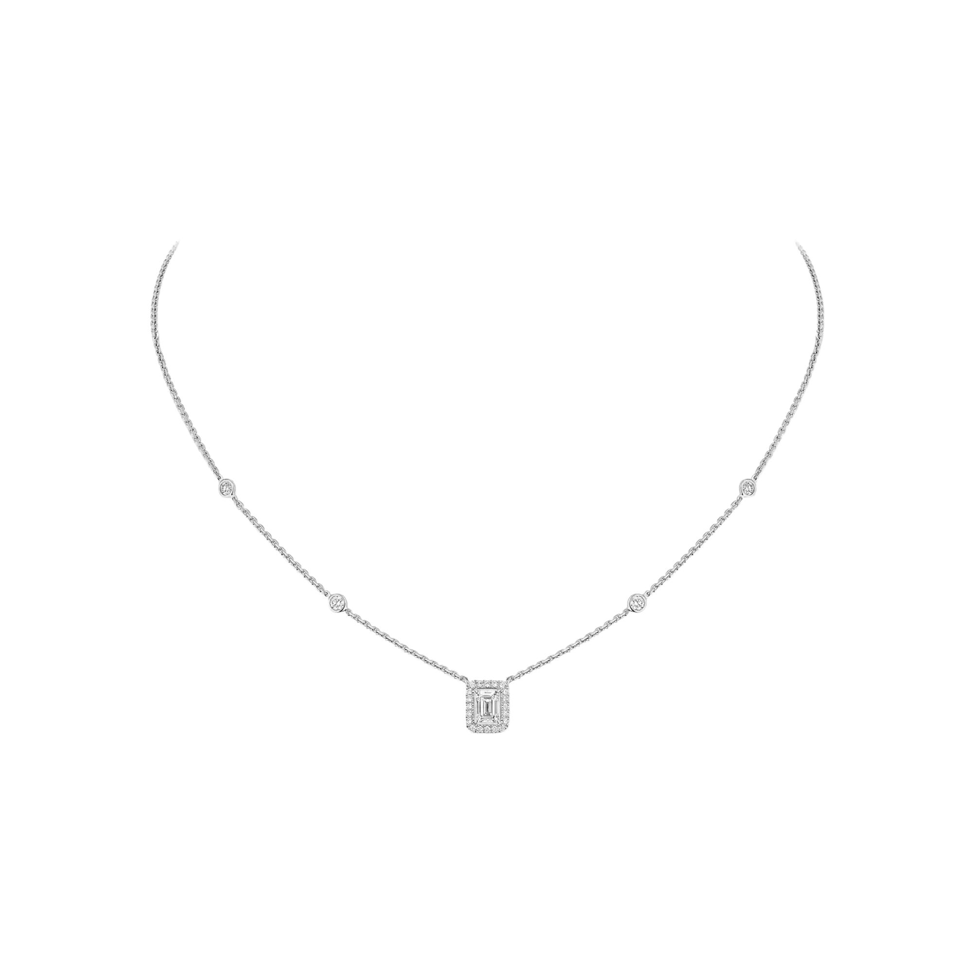 Collier Messika Joy taille émeraude en or blanc et diamant