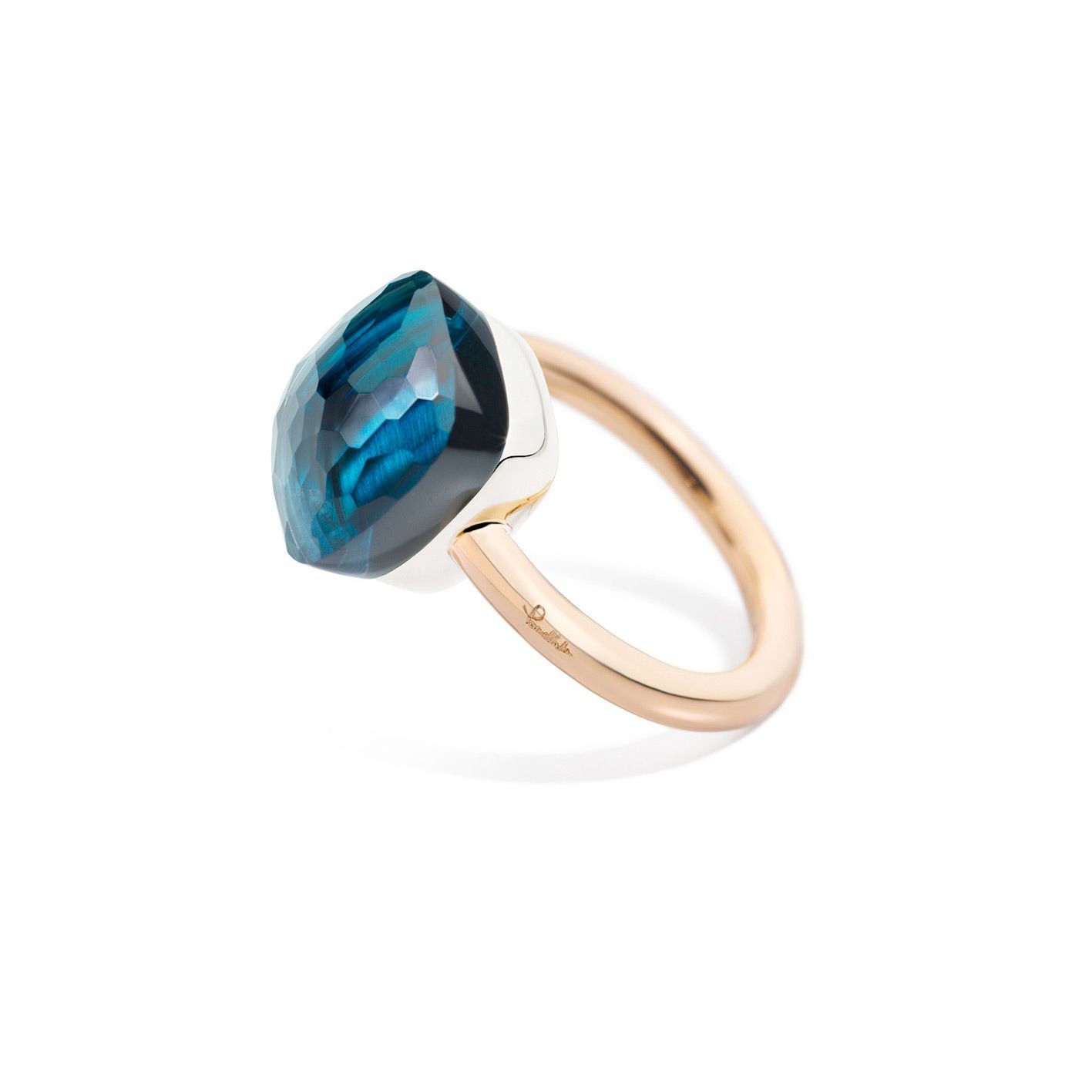 Bague Pomellato Nudo Maxi en or rose, or blanc et topaze Blue London