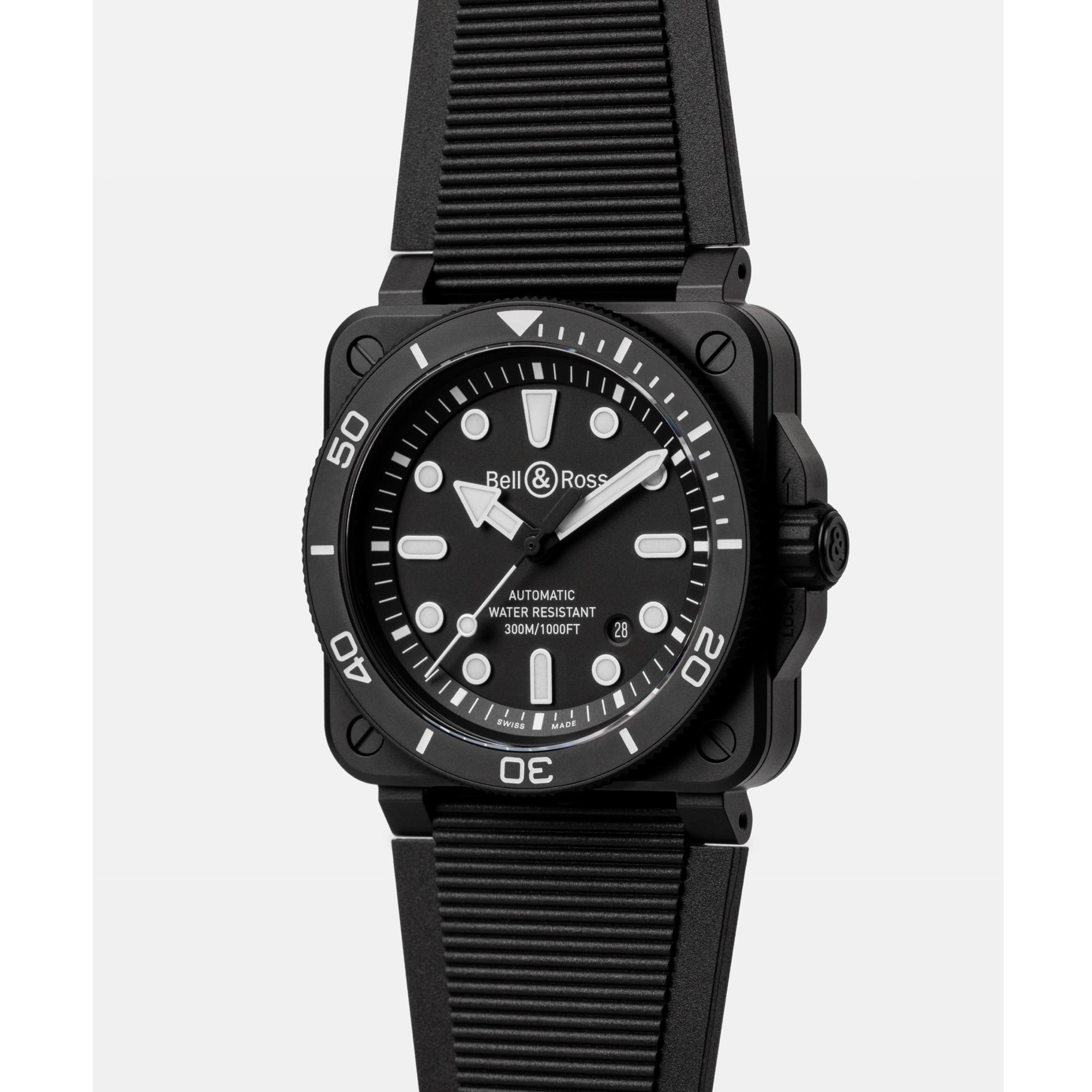 Montre Bell & Ross BR-03 Diver Matte Ceramic cadran Noir bracelet Caoutchouc BR03A-D-BL-CE/SRB