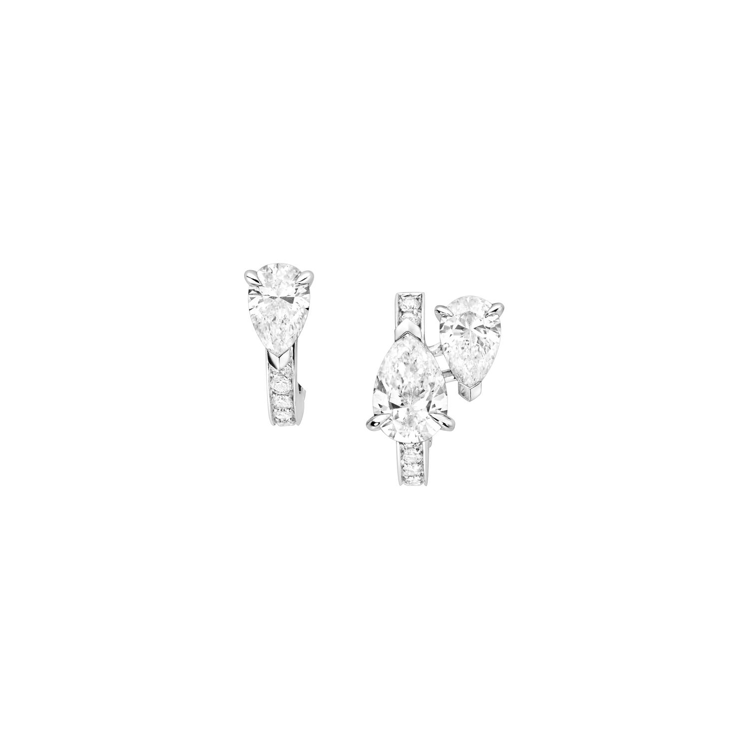 Mono Boucle d'oreille droite Repossi Serti sur Vide en or blanc et diamants