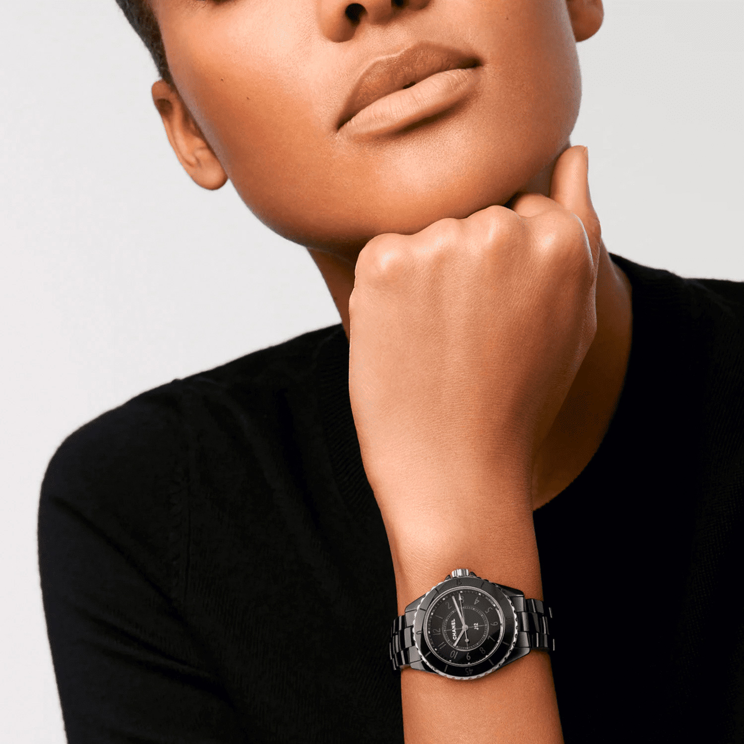 Montre CHANEL J12 Phantom, 33mm bracelet Céramique H6346