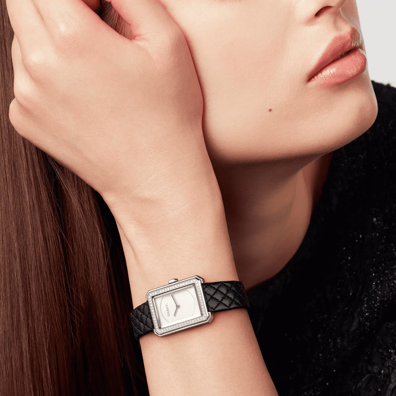 Montre CHANEL BOY·FRIEND bracelet Cuir H6955