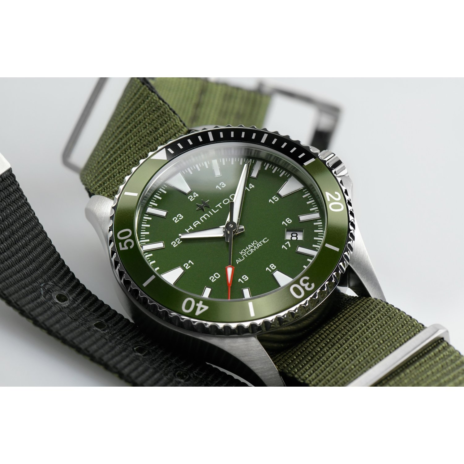 khaki navy scuba