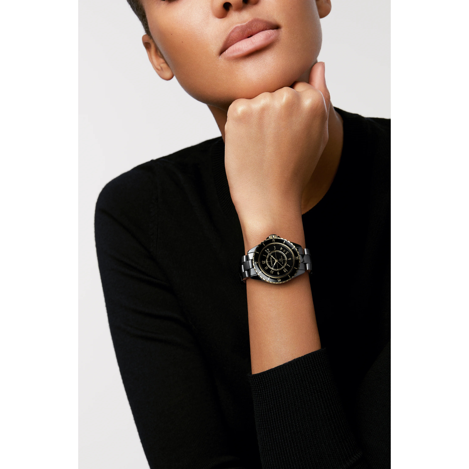 Montre CHANEL J12 Calibre 12.1, 38mm bracelet Céramique H9541