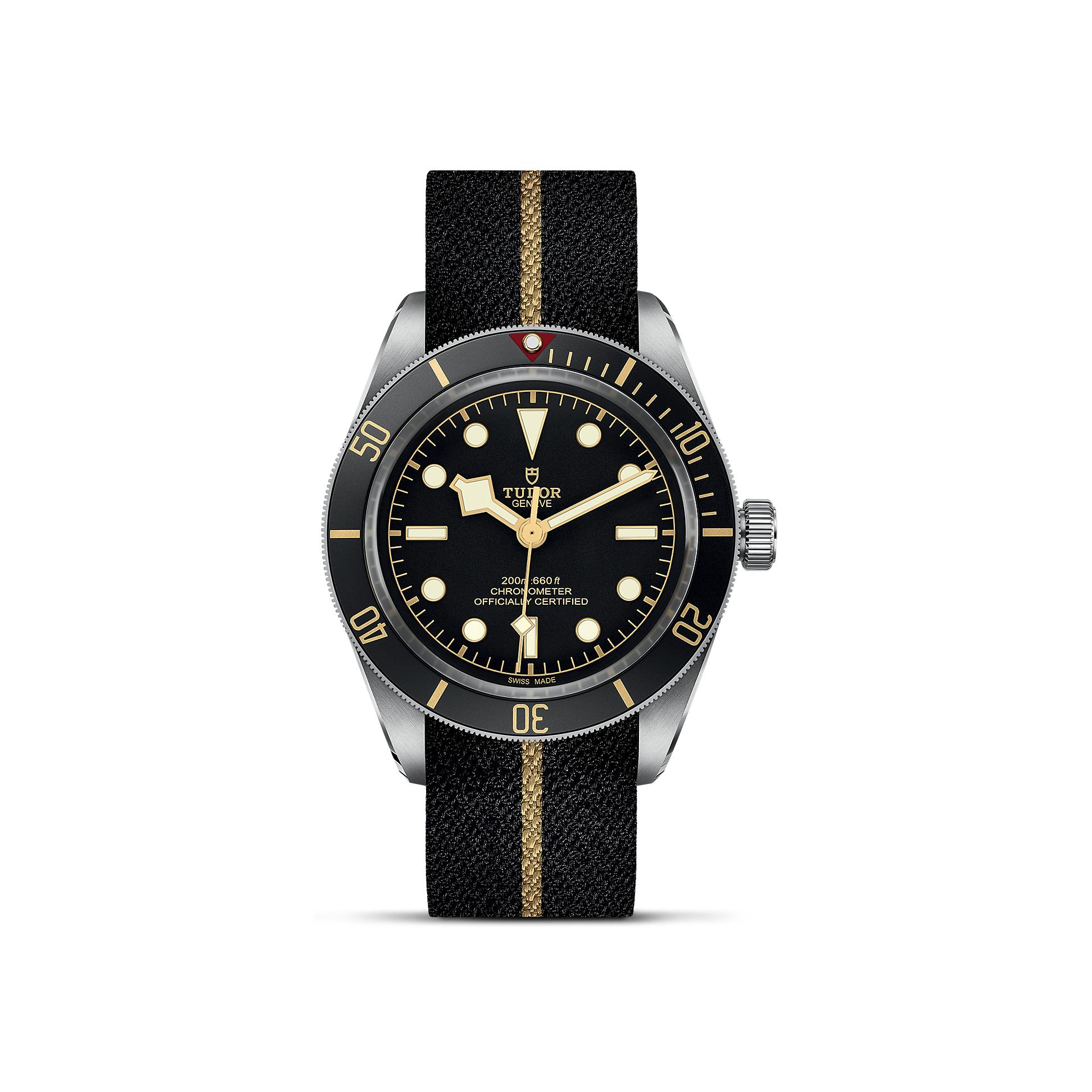 Montre TUDOR Black Bay 58, boîtier en acier 39 mm, bracelet en tissu