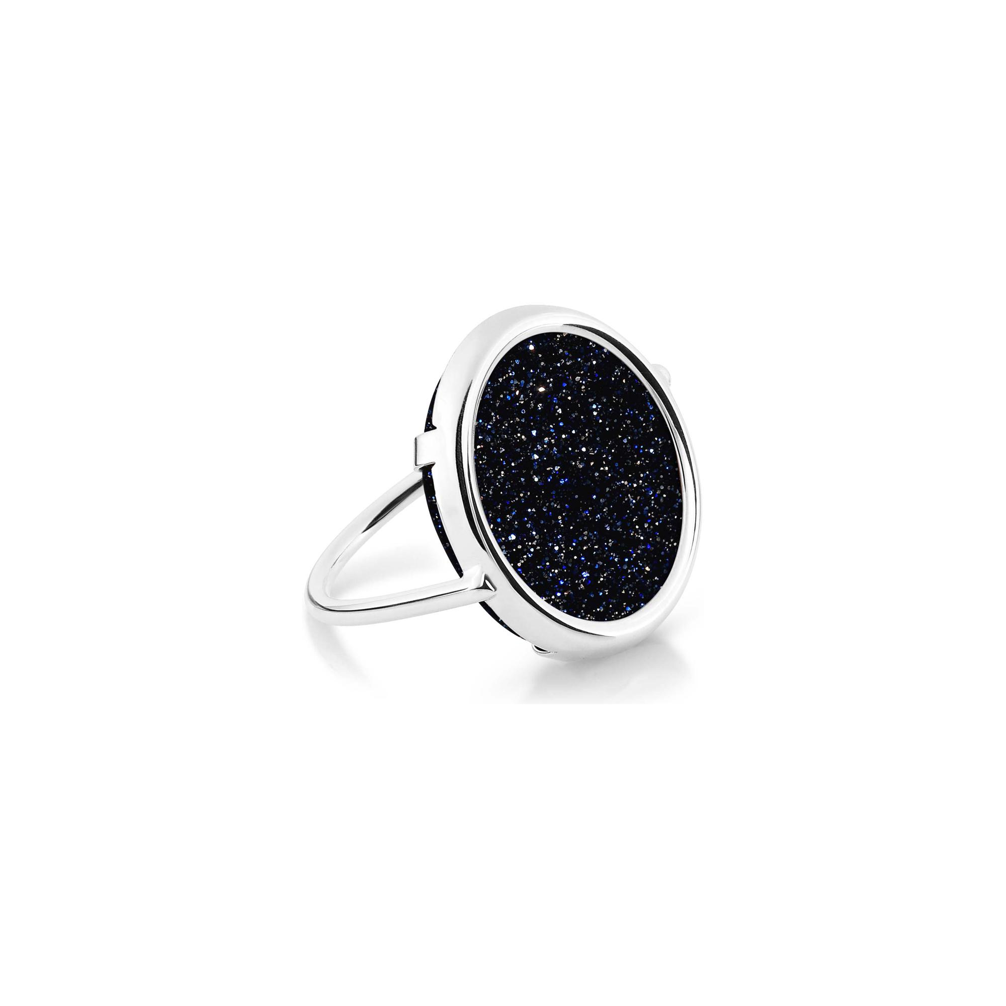 Bague Ginette NY DISC RING Ajna en or blanc et pierre de sable bleue