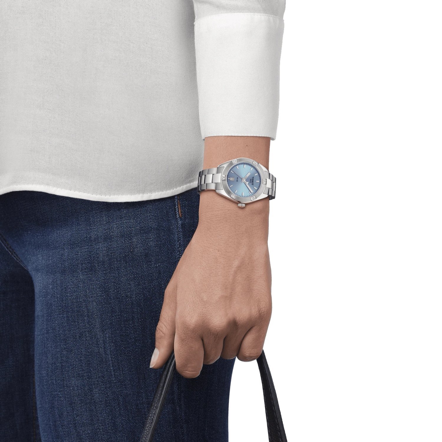 Montre Tissot Pr 100 Lady Sport Chic cadran Bleu bracelet Acier T101.910.11.351.00