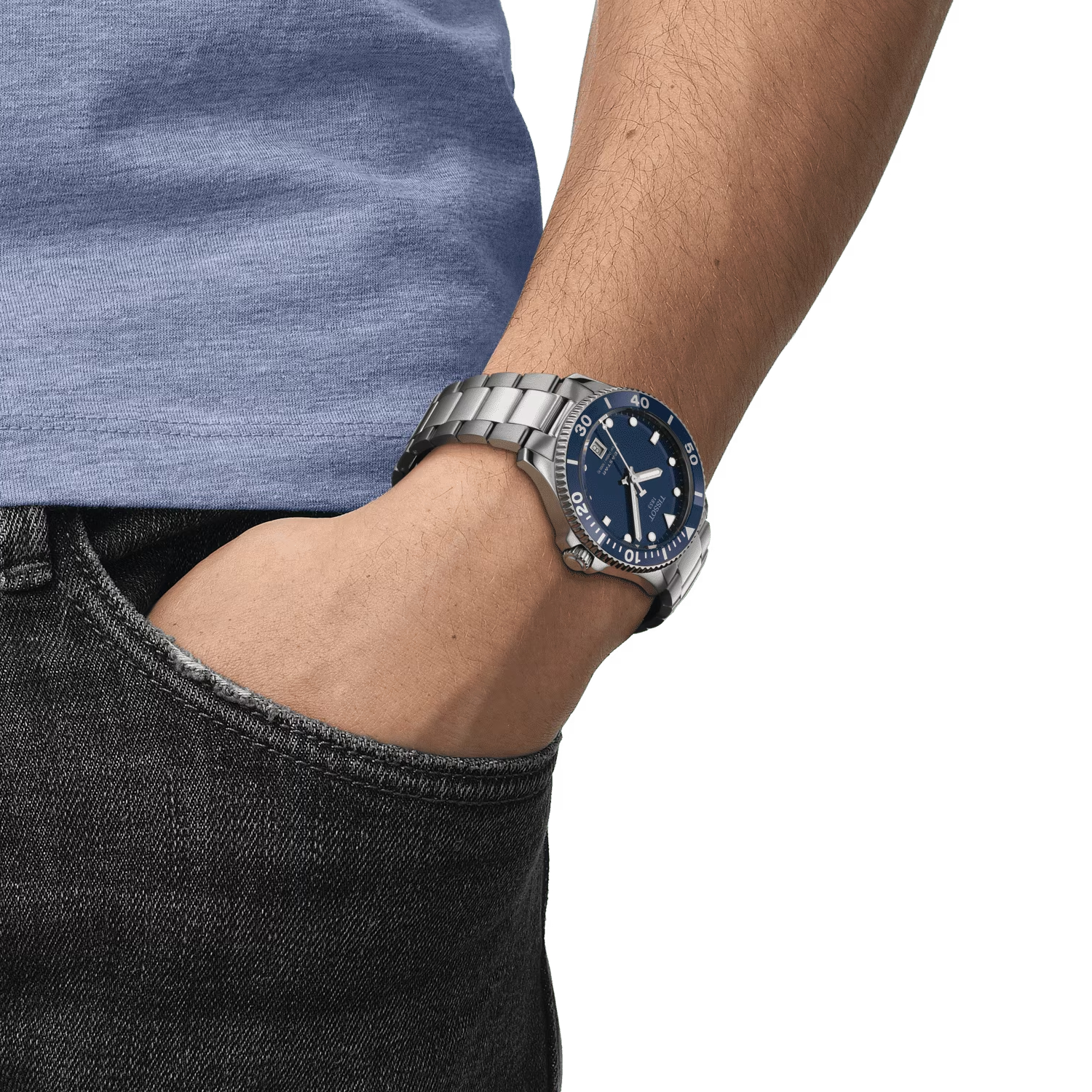 Montre Tissot Seastar 1000 40mm cadran Bleu bracelet Acier T120.410.11.041.00