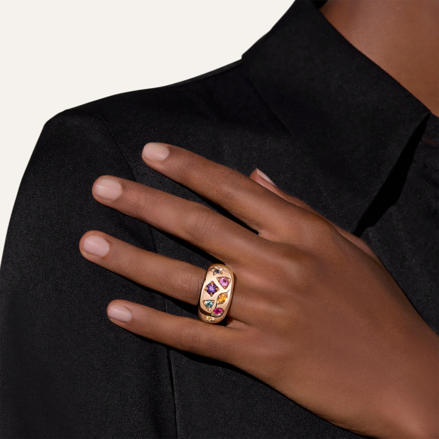 Bague Pomellato Iconica en or rose pavée de pierres multicolores