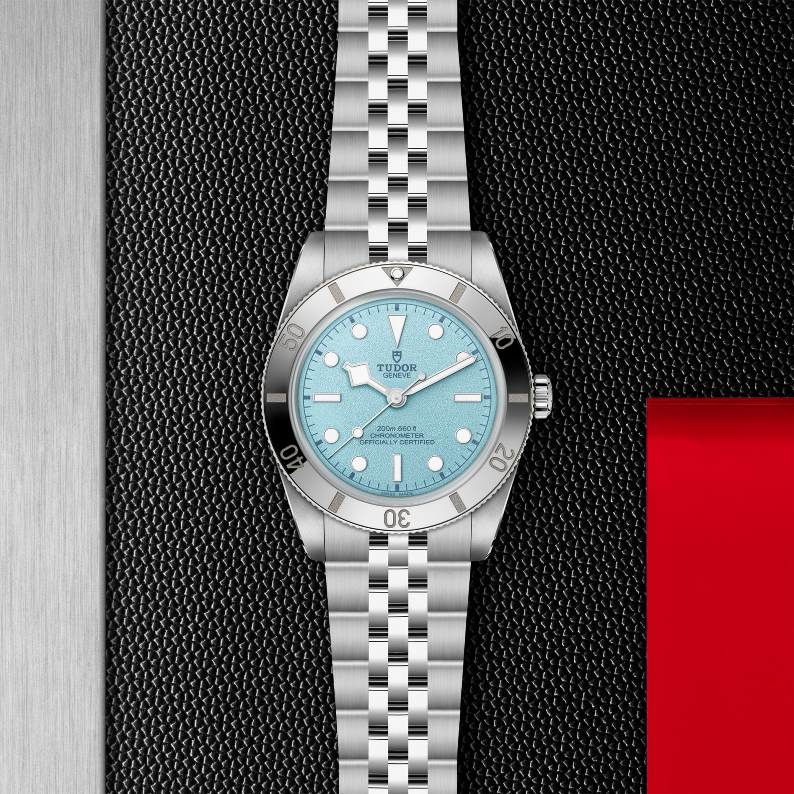 Montre TUDOR Black Bay 54 Lagoon Blue, boîtier en acier, 37 mm, cadran bleu