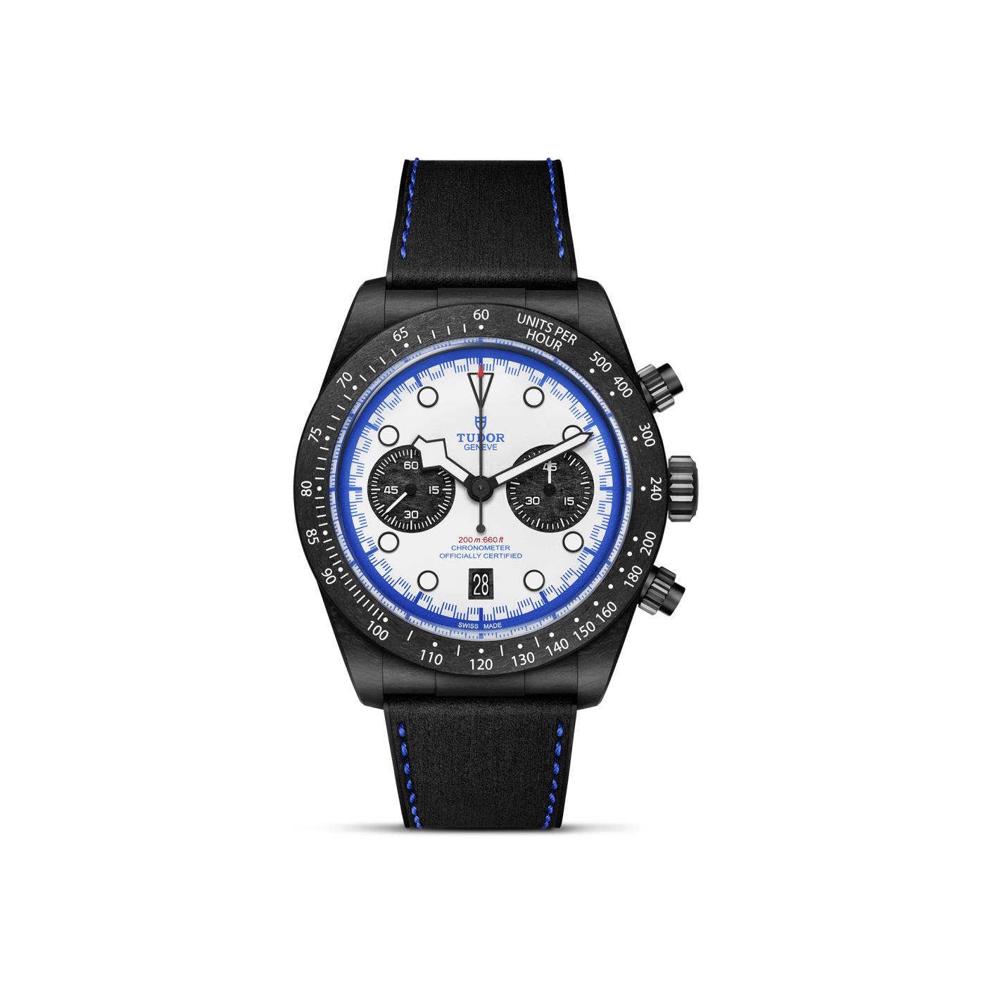 Montre TUDOR Black Bay Chrono, boîtier en carbone noir, 42 mm, cadran « racing white »