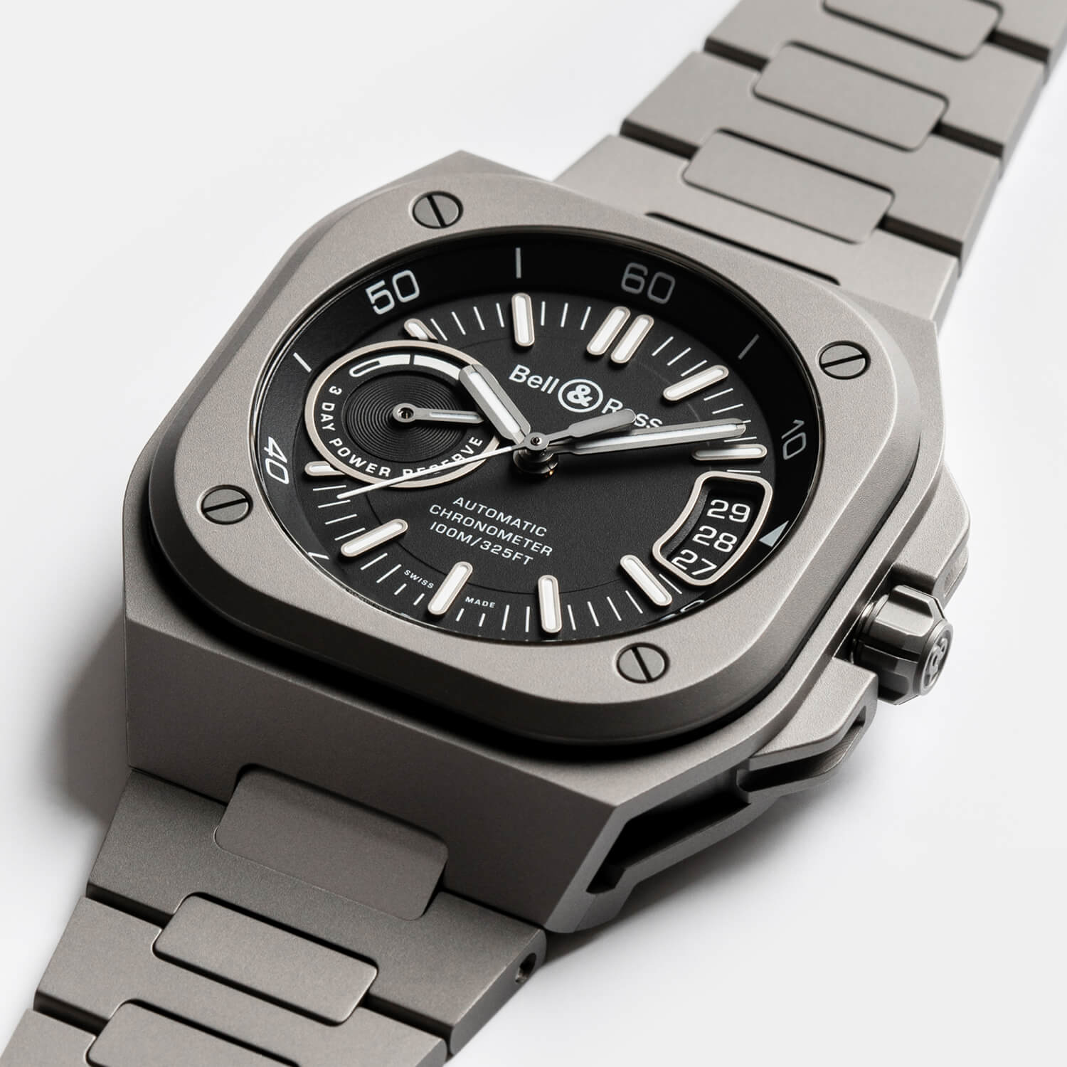 Montre Bell & Ross BR-X5 Black Titanium cadran Noir bracelet Titane BRX5R-BL-TI/STI