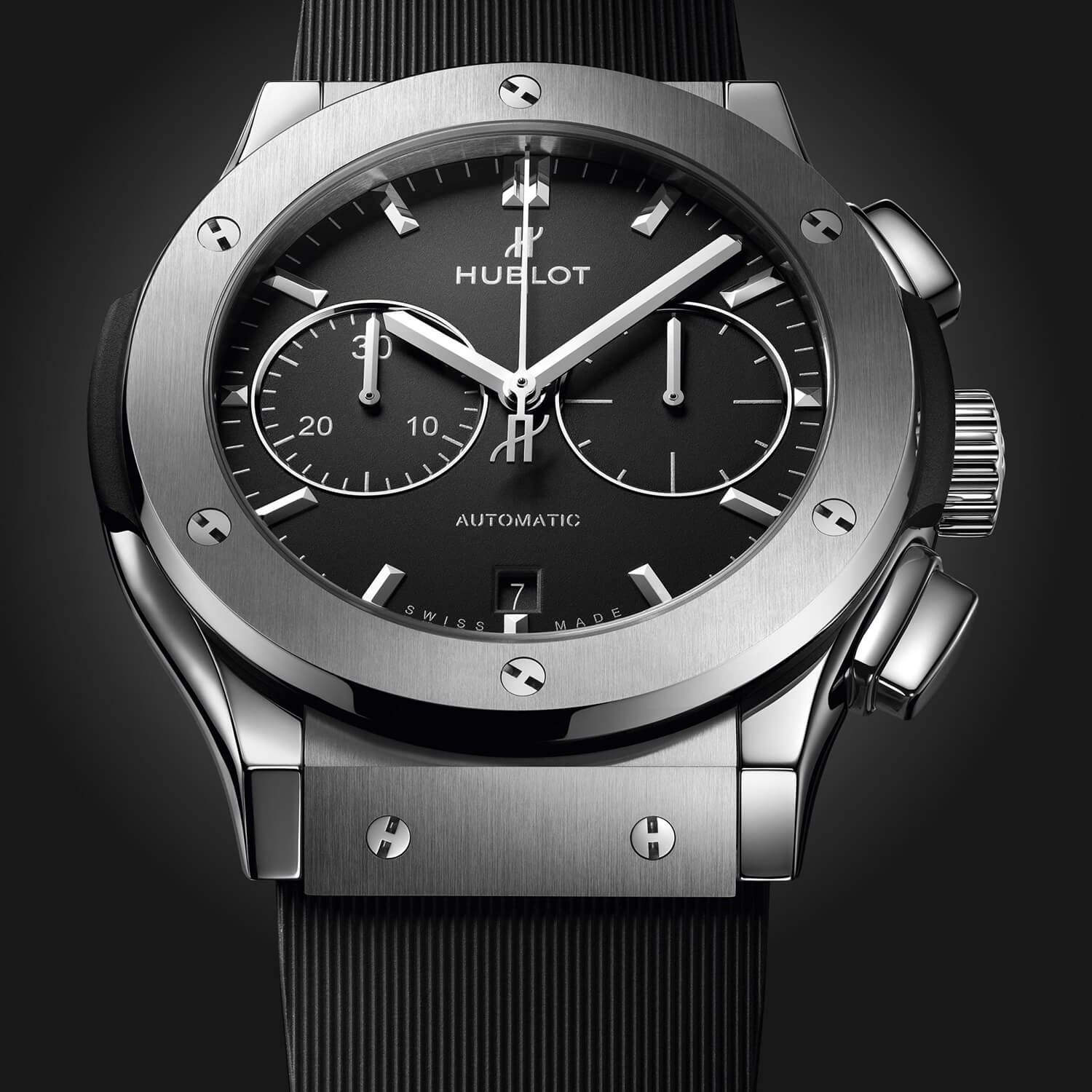 Montre Hublot Classic Fusion Chronograph Titanium 45mm