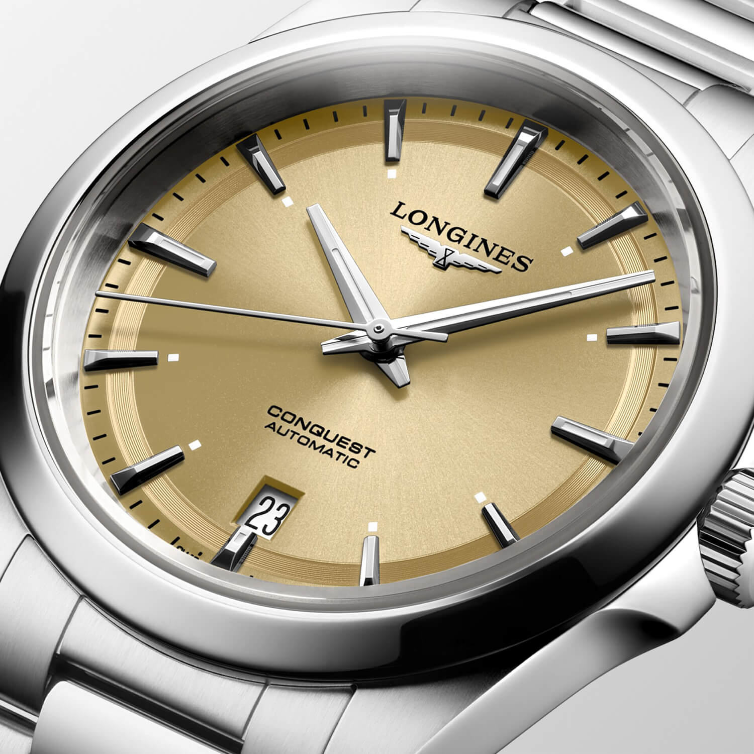 Montre Longines Conquest L3.720.4.62.6 cadran Champagne bracelet Acier L3.720.4.62.6