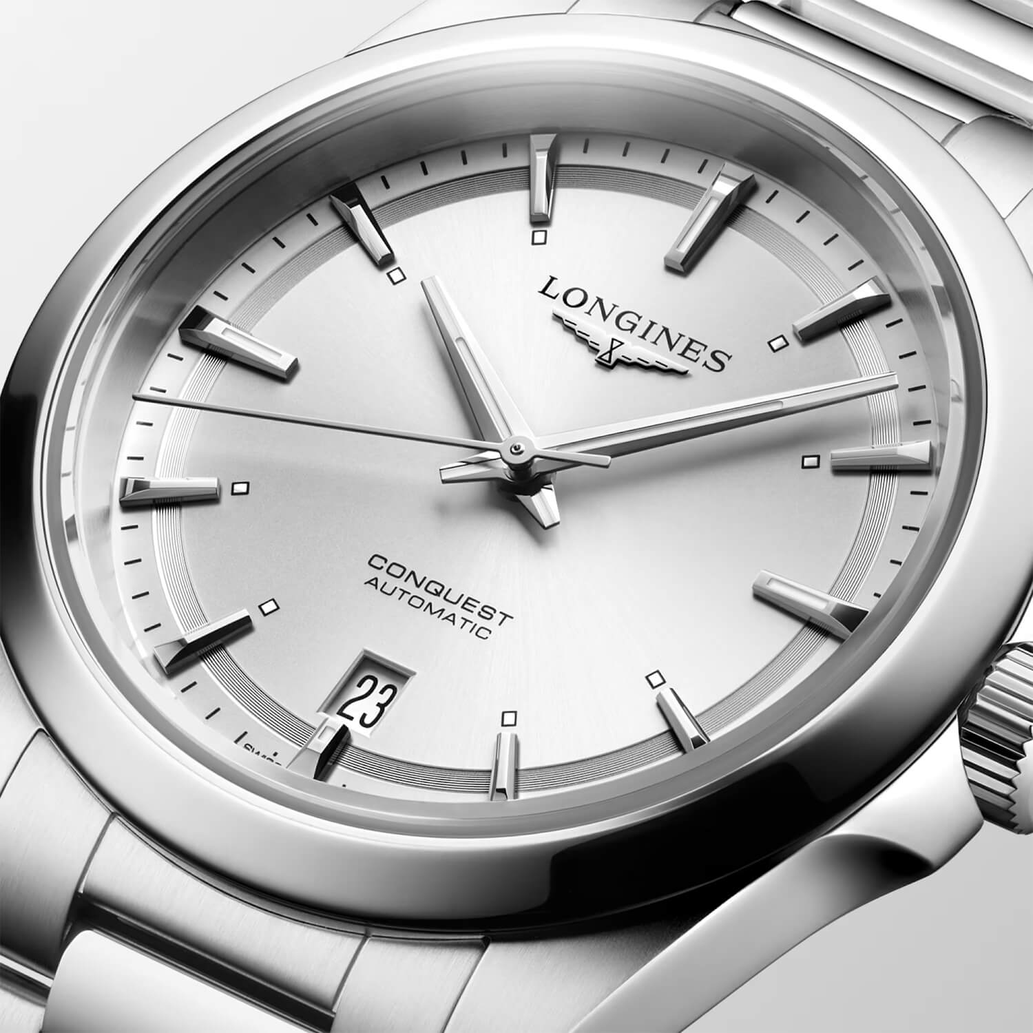 Montre Longines Conquest L3.720.4.72.6 cadran Argent bracelet Acier L3.720.4.72.6