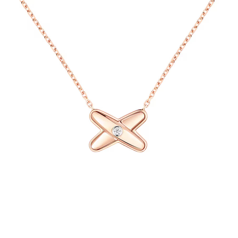 Pendentif Chaumet Jeux de Liens en or rose et diamant