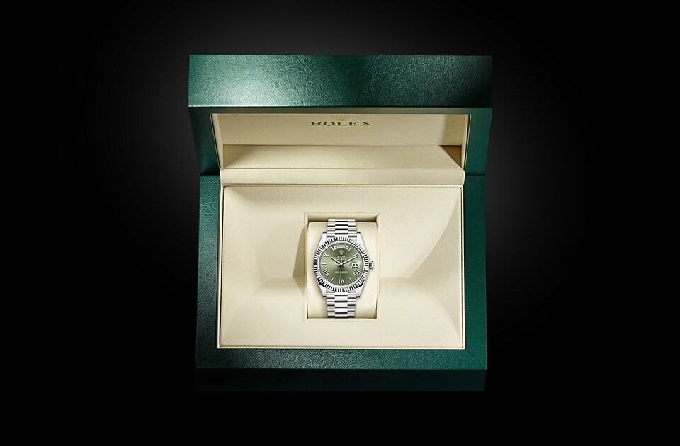 rolex oyster 40mm white gold price