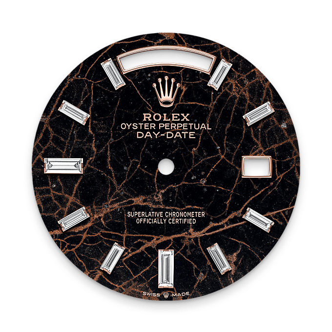 Rolex Day-Date 40 en Or Everose 18 ct M228235-0045 chez Hall of Time