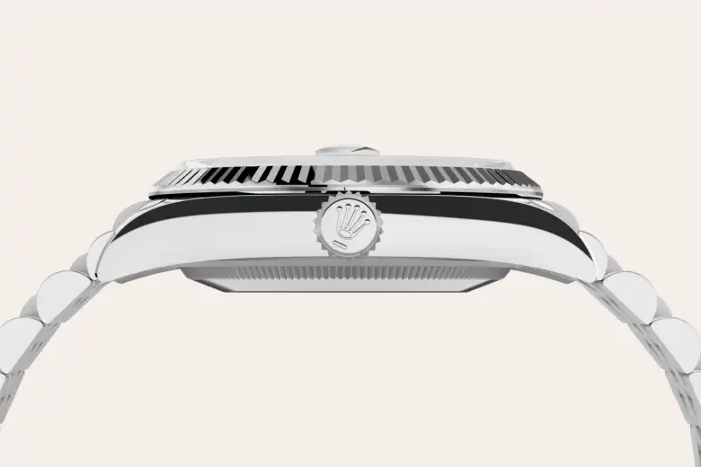 Rolex Datejust 36 en Rolesor gris – combinaison d’acier Oystersteel et d’or gris M126234-0071 chez Bijouterie Mornier