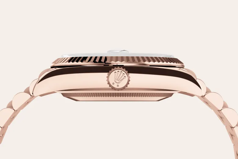 Rolex Day-Date 36 en Or Everose 18 ct M128235-0089 chez Hall of Time