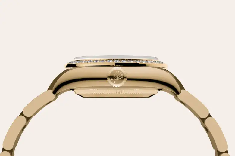 Rolex Oyster Perpetual 28 in 18 ct yellow gold M276248RBR-0001 at Boutique Rolex Genève
