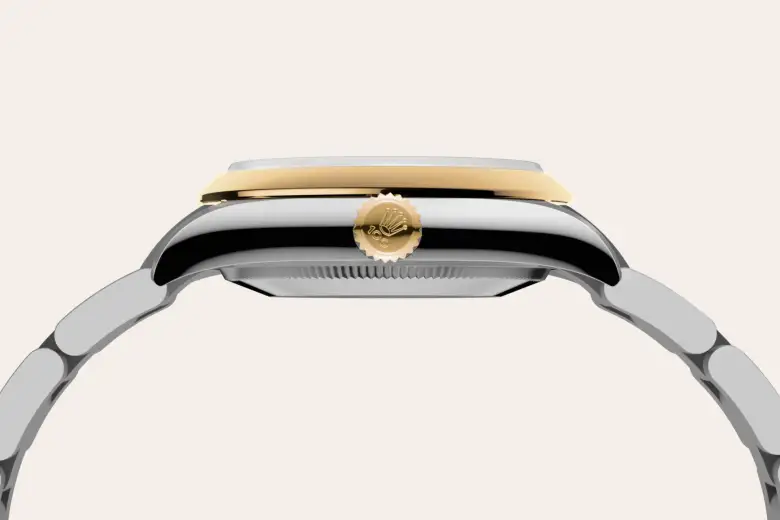 Rolex Oyster Perpetual 31 in Yellow Rolesor - combination of Oystersteel and yellow gold M277203-0001 at Boutique Rolex Genève