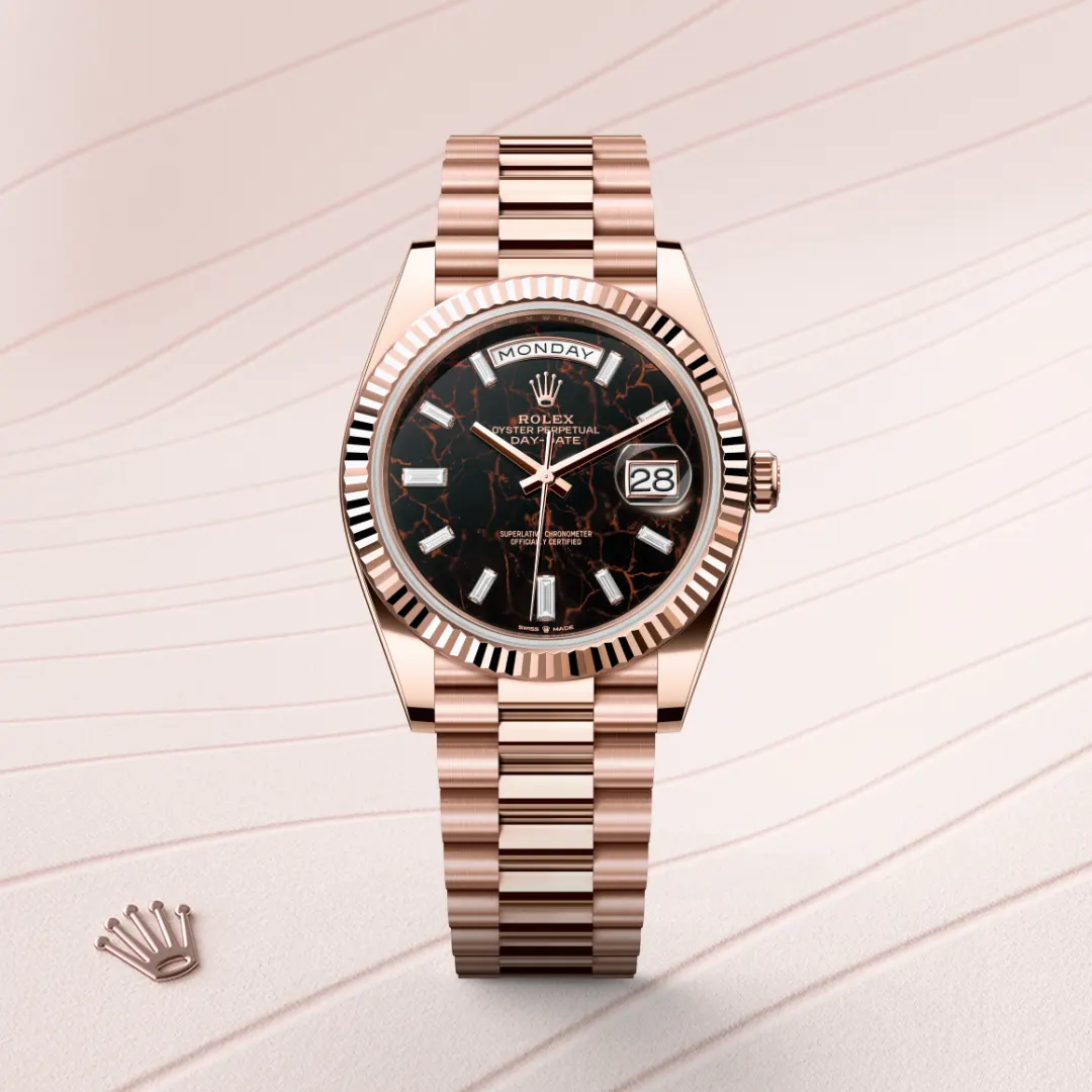 Rolex Day-Date 40 en Or Everose 18 ct M228235-0045 chez Hall of Time
