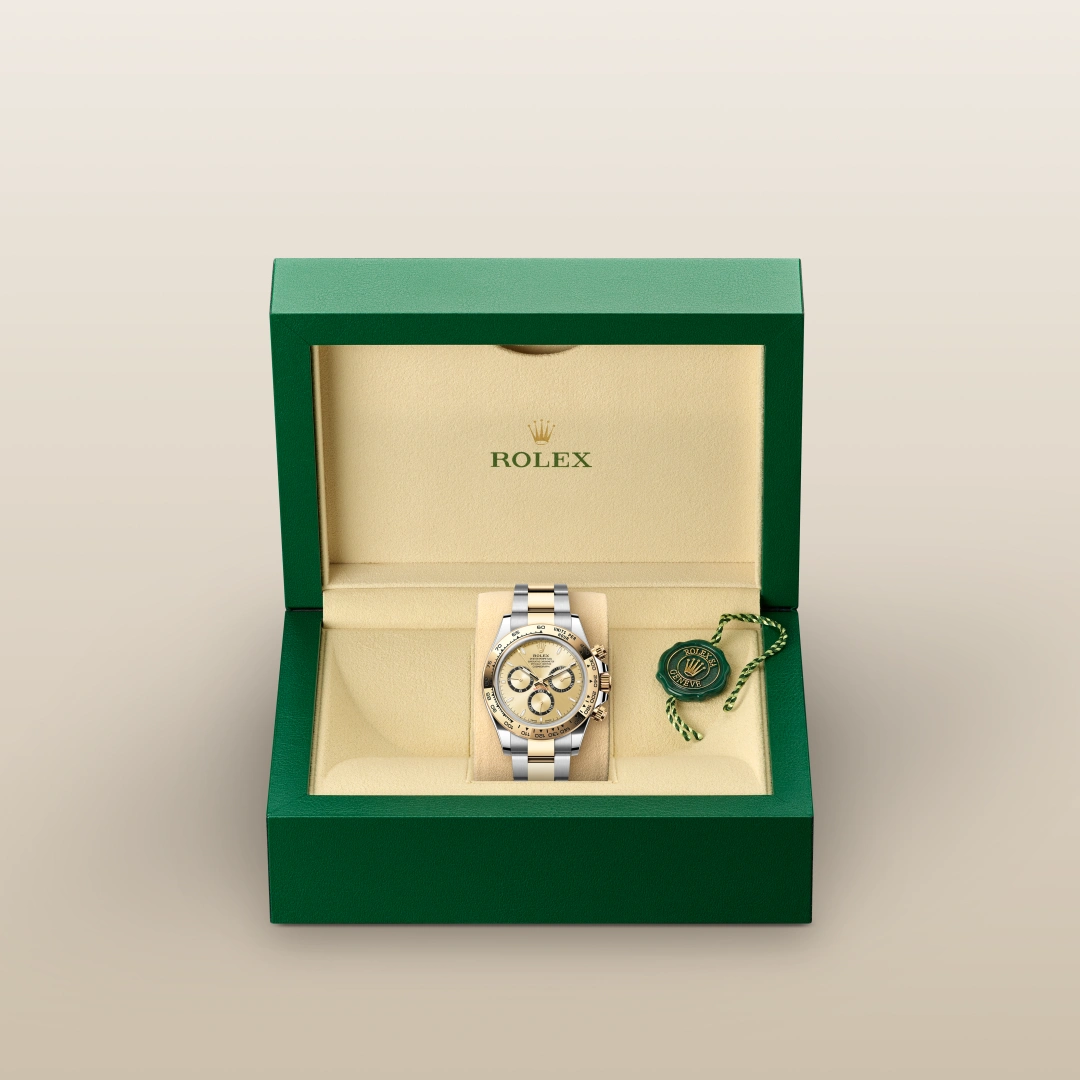 Rolex Cosmograph Daytona en Rolesor jaune – combinaison d’acier Oystersteel et d’or jaune M126503-0004 chez Hardy