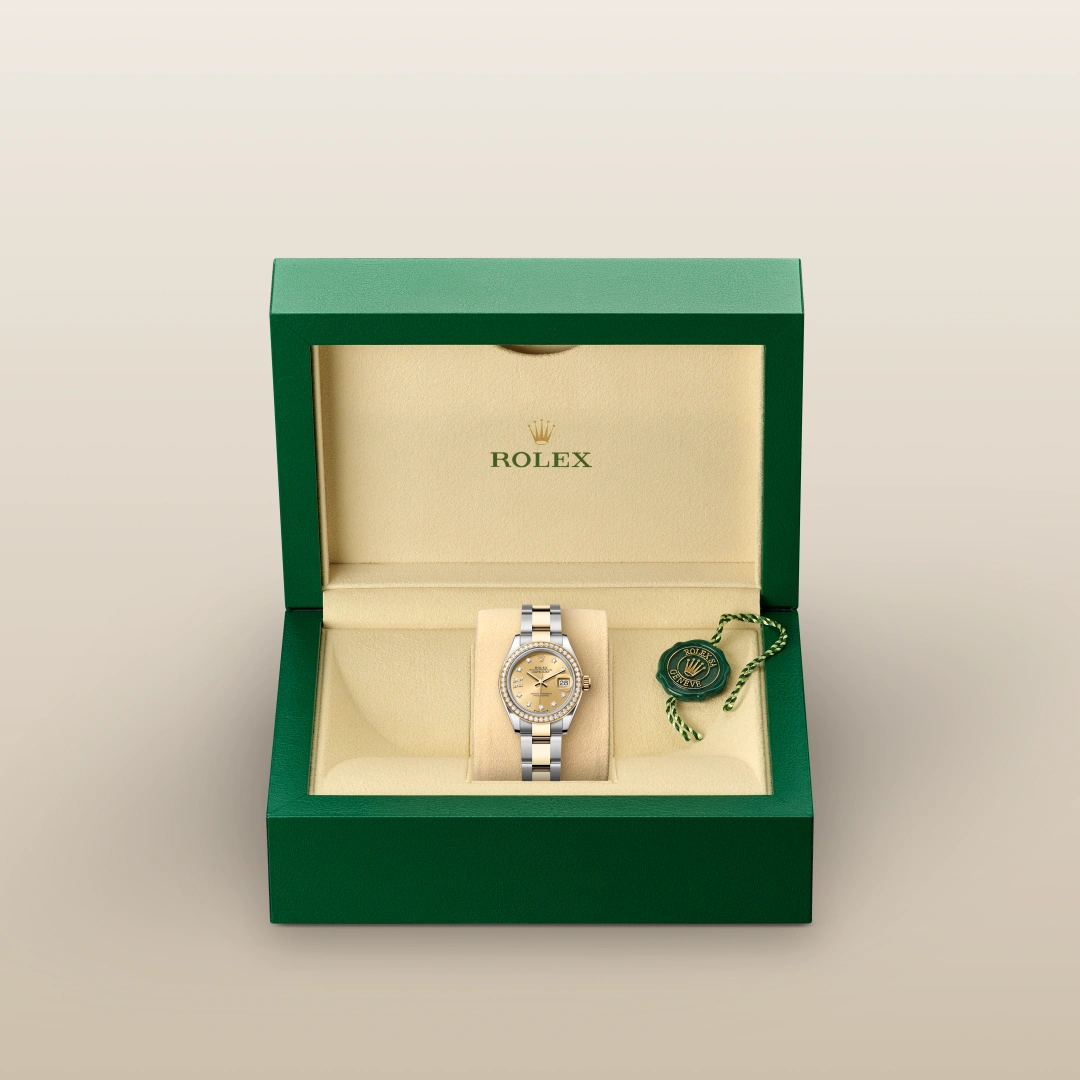 Rolex Lady-Datejust en Rolesor jaune – combinaison d’acier Oystersteel et d’or jaune M279383RBR-0022 chez Maison Prieur