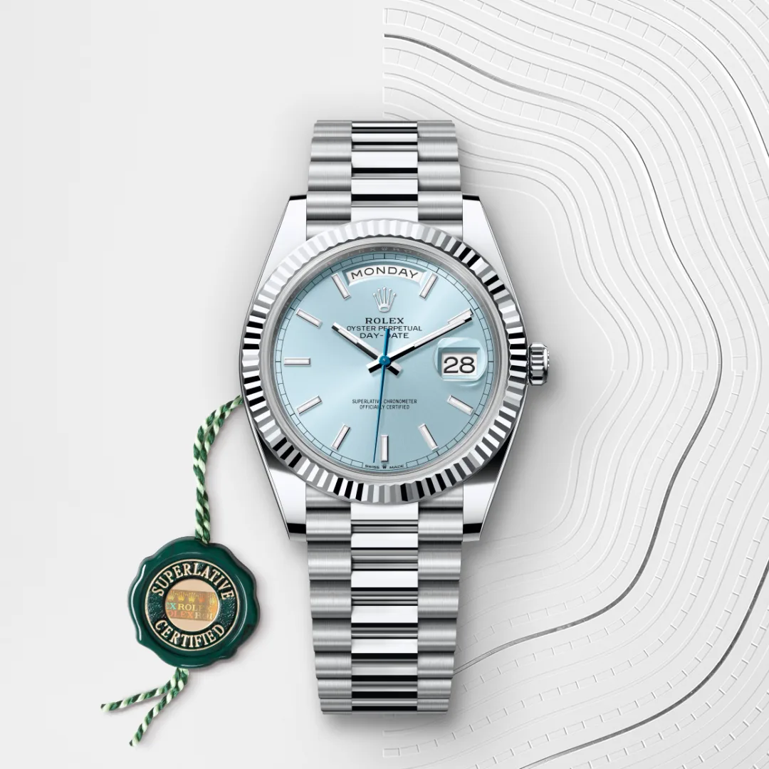 Rolex Day-Date 40 en Platine M228236-0018 chez Veron Roques