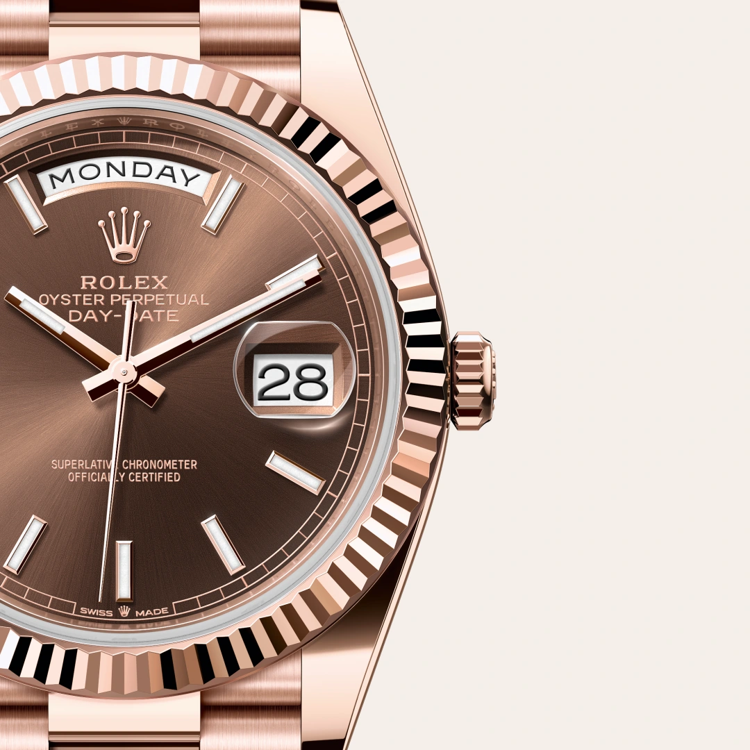 Rolex Day-Date 40 in 18 ct Everose gold M228235-0053 at Lassaussois