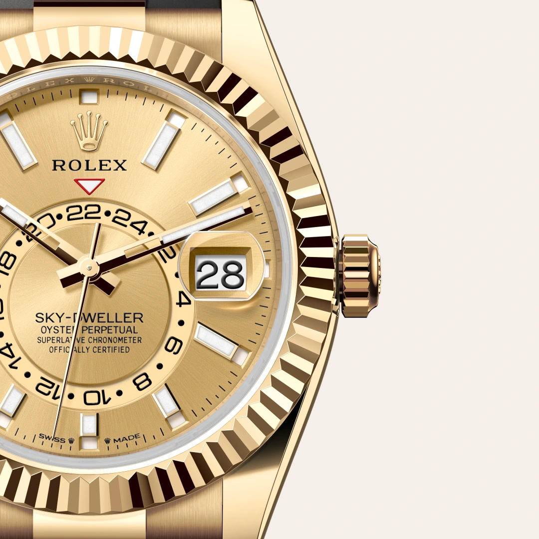 Rolex Sky-Dweller in 18 ct yellow gold M336238-0001 at Lassaussois