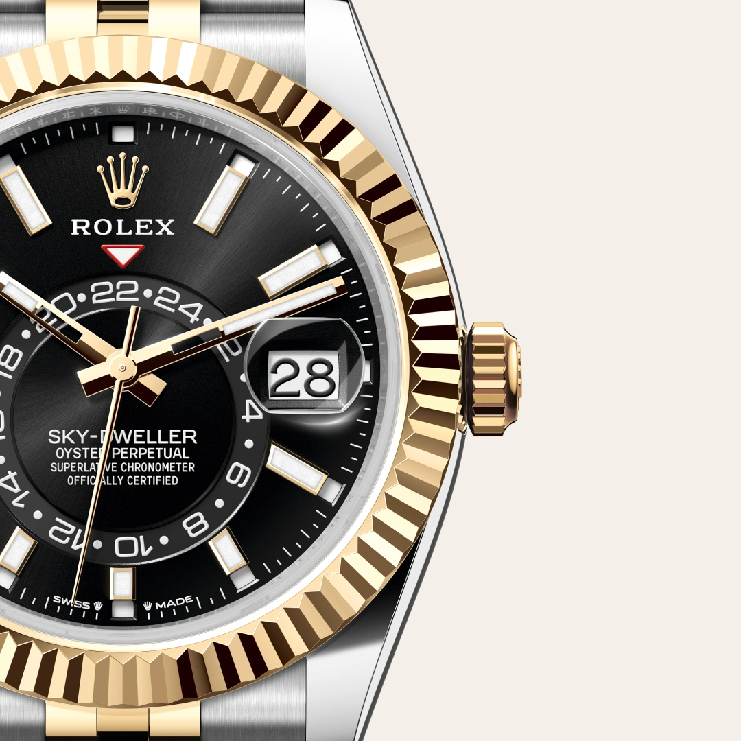 Rolex Sky-Dweller en Rolesor jaune – combinaison d’acier Oystersteel et d’or jaune M336933-0004 chez Ferret