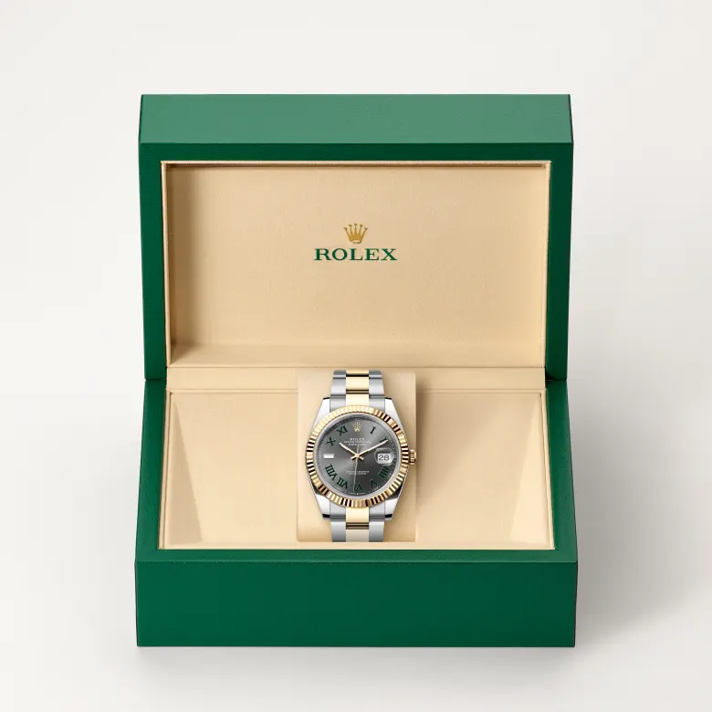 Rolex Datejust in Yellow Rolesor - combination of Oystersteel and