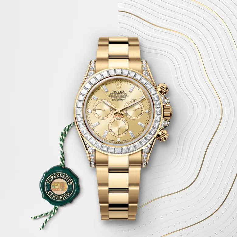 Rolex Cosmograph Daytona in 18 ct yellow gold with lugs set with
