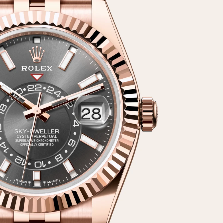 Rolex Sky-Dweller in 18 ct Everose gold, M336935-0008 | Van Deijl