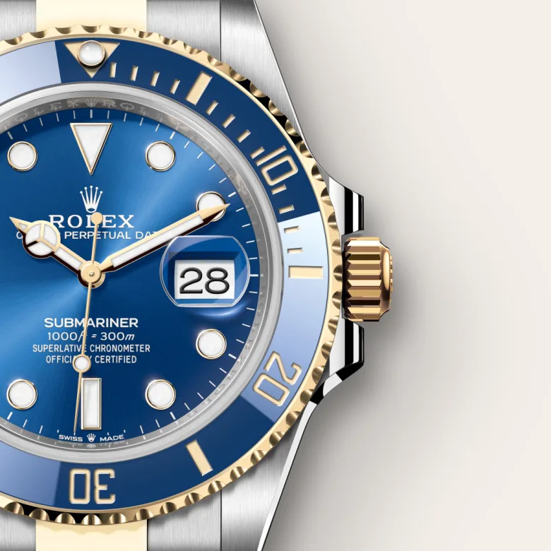 Rolex Submariner in Yellow Rolesor combination of Oystersteel