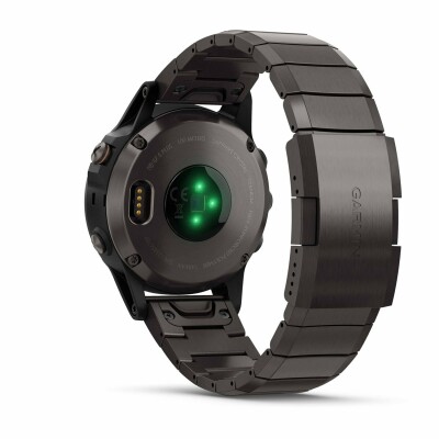Montre connectée Garmin fenix 5 Plus Sapphire titane avec bracelet titane