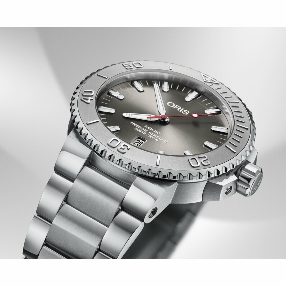 Montre Oris Aquis Date Relief