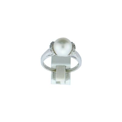 Bague en or blanc, diamants et perle de culture