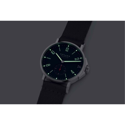 Montre NOMOS Glashütte Ahoi Neomatik 38 date Atlantic