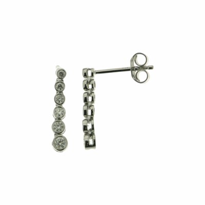 Boucles d'oreilles pendantes en or blanc et diamants de 0.26ct