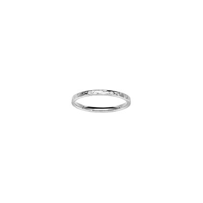 Bague fine martelée en argent rhodié, taille 56
