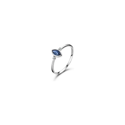 Bague en or blanc, diamants et saphir