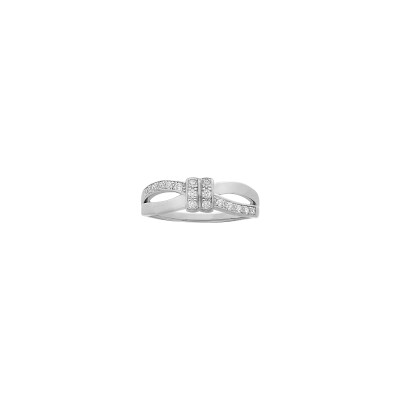 Bague en argent platiné et oxydes de zirconium, taille 62