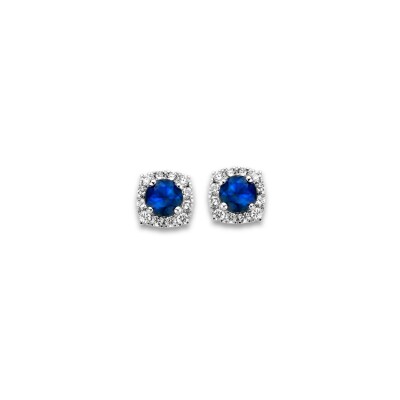 Boucles d'oreilles en or blanc et saphir bleu